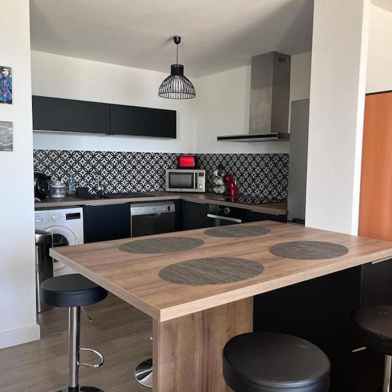 Spacieux et moderne appartement en bord de mer - Appartement 2 Chambres - 6