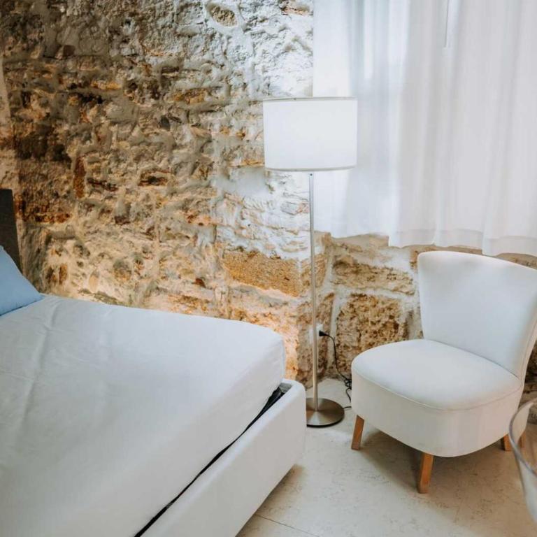 Ambrosia-Timeless Hosting - Double Room with Private Bathroom - 15