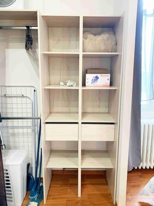 Studio TOURNETTE - One-Bedroom Apartment - 12