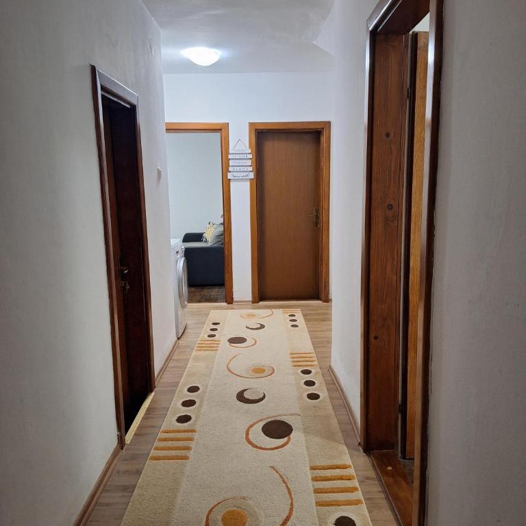 N&N Apartment - Two-Bedroom Apartment - 8