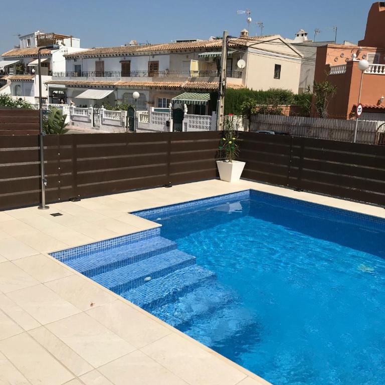 Luxury Villa Torrevieja With Swimmingpool - Villa de 3 dormitorios - 2