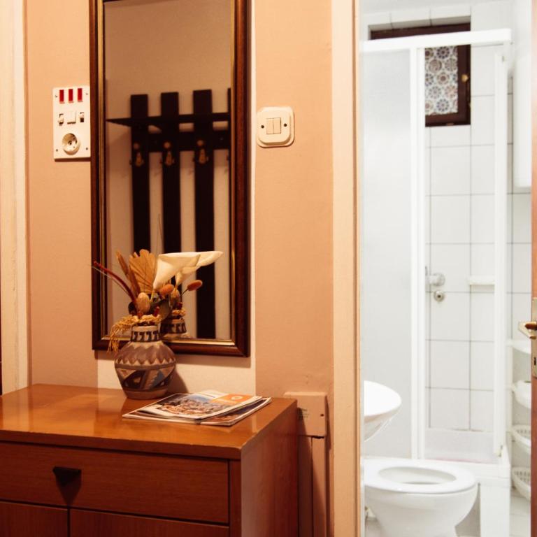 Hondo Rooms & Apartments - Apartman s 3 Spavaće Sobe i Terasom - 4