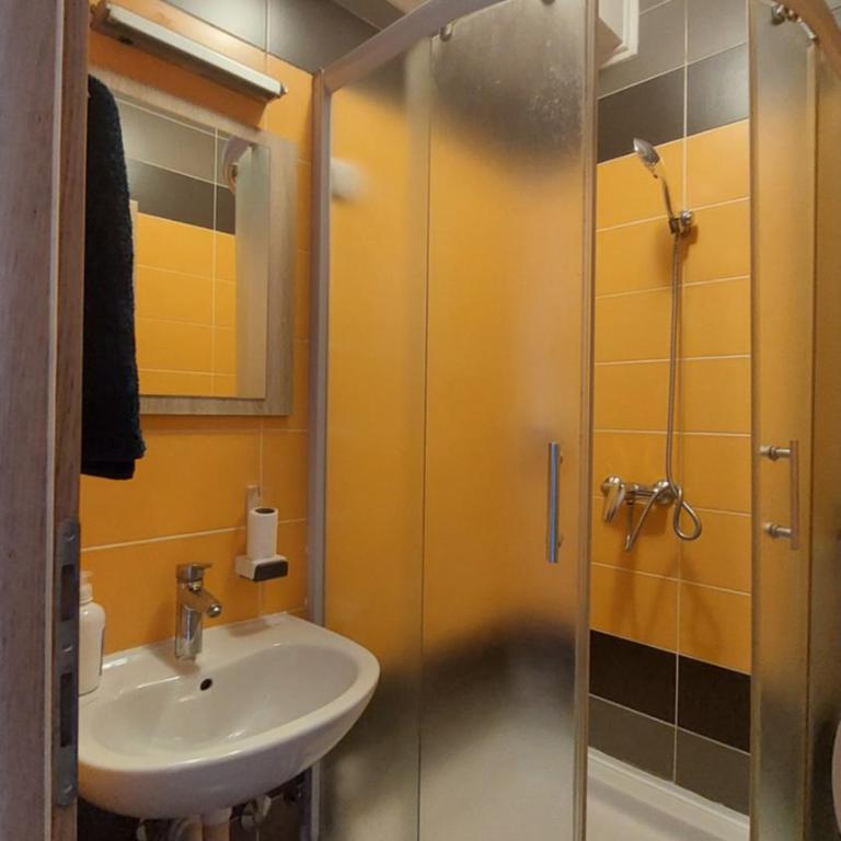 Hotel Irish - Triple Room - 5