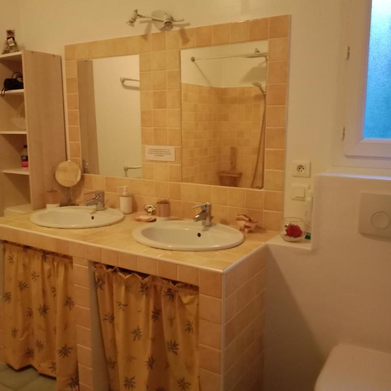 la Farigoulette - Chambre Double avec Terrasse - 5