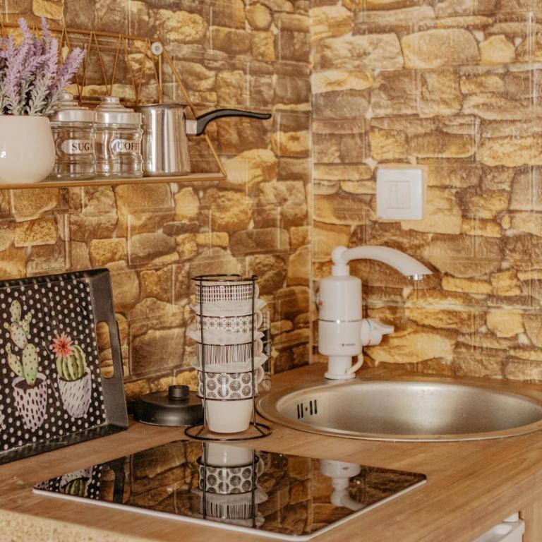 Morena - One-Bedroom Apartment - 15