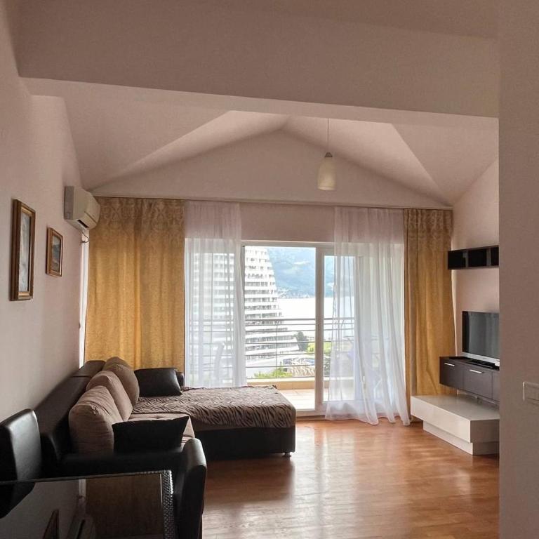 Apartment Becici Sunset 3 - One-Bedroom Apartment - 2