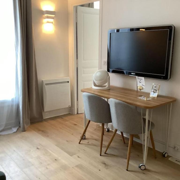 Cocon chic parisien niché au cœur de Montmartre - Appartement 1 Chambre - 29