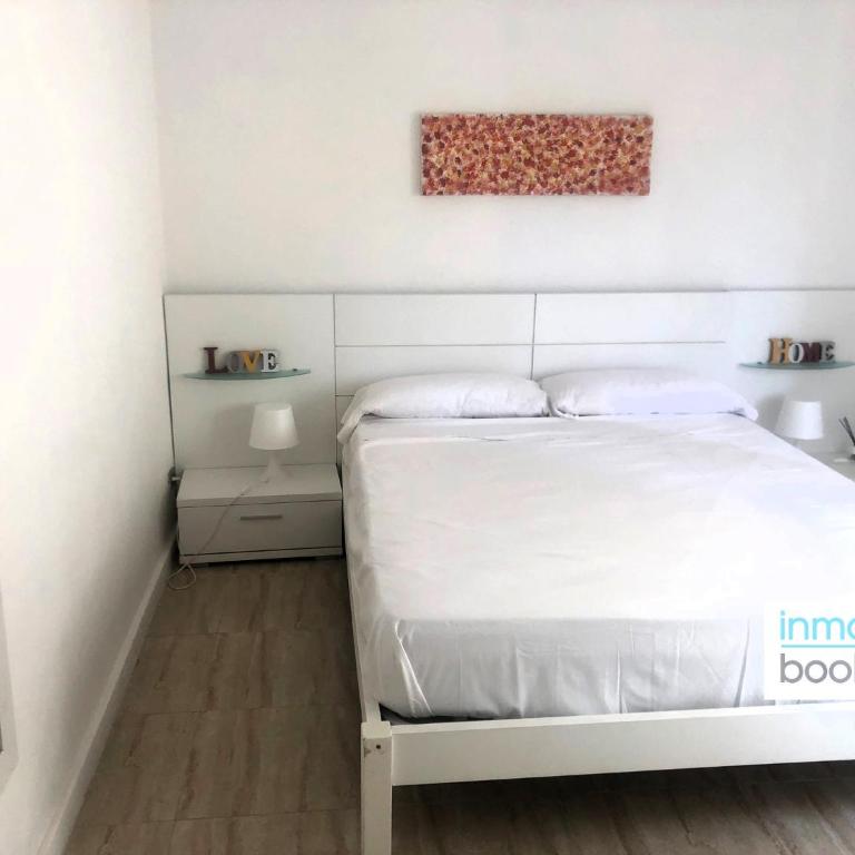 Hawai , clima, Pk privado y cerca de la playa - Two-Bedroom Apartment with Terrace - 11