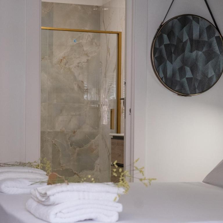Coraline Deluxe Rooms - Deluxe Room - 21