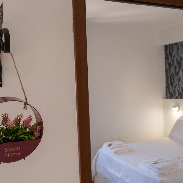 Coraline Deluxe Rooms - Standard Double Room - 16