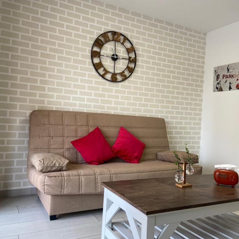 Levante Carlos V 1B - Apartamento Estándar - 2