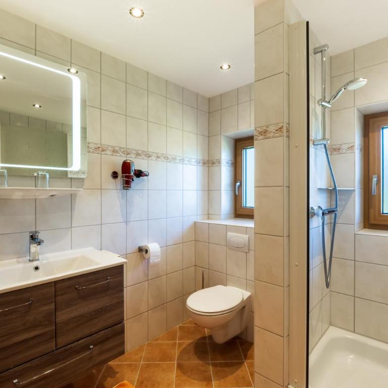 Appartements Hochödlehen - Apartment mit Balkon - 11