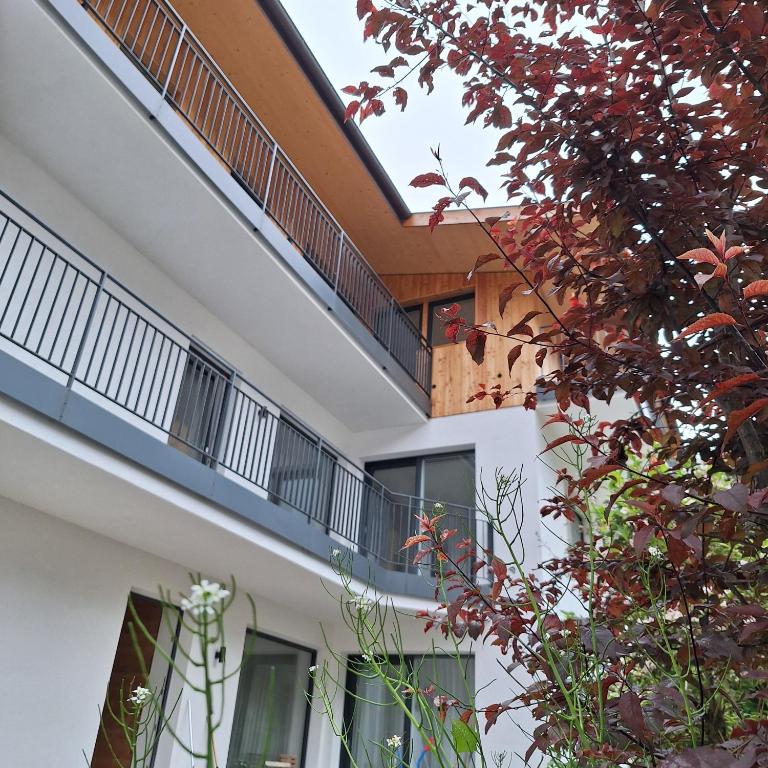Chalet Center Pic - Three-Bedroom Townhouse - 14