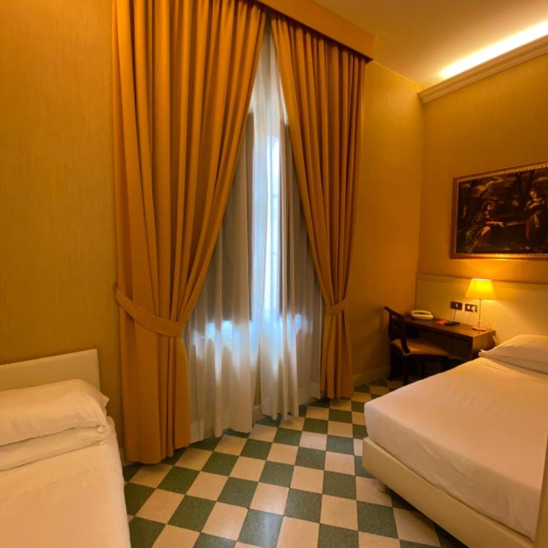 Basilica Hotel - Camera Economy Doppia con Letti Singoli - 1