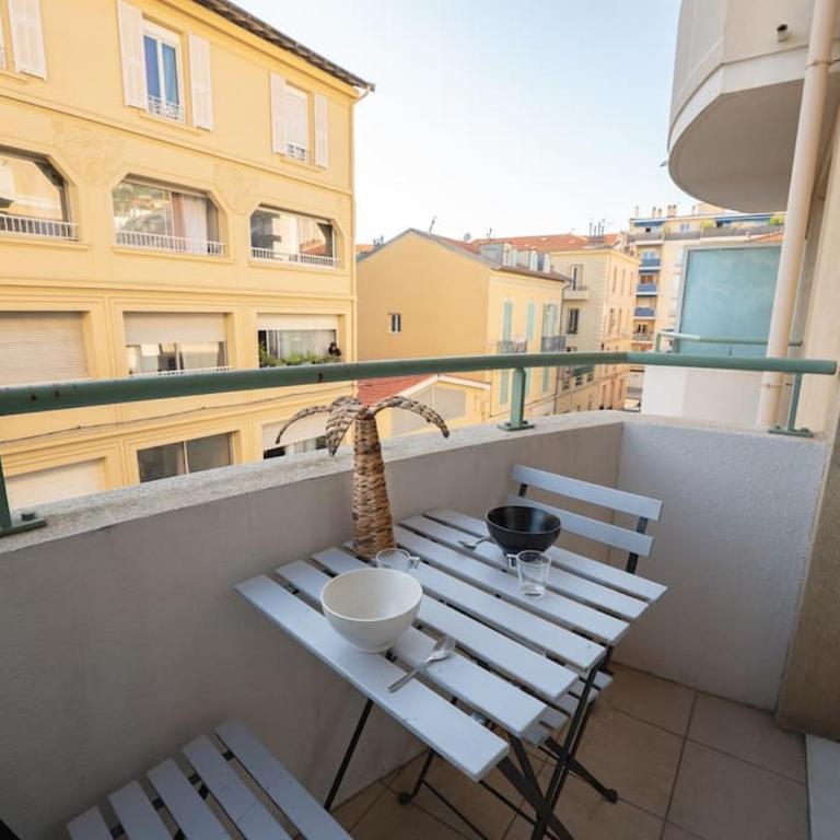 Riquier Station Spot, 5 min from Train & Tramway - Apartamento de 1 dormitorio - 3