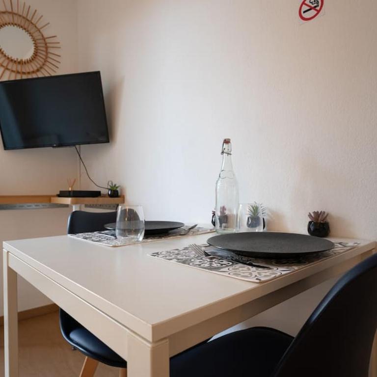 Riquier Station Spot, 5 min from Train & Tramway - Apartamento de 1 dormitorio - 21