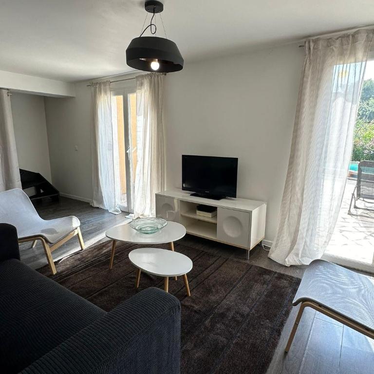 Villa Constance 2 - Spacieux Duplex avec piscine privative - Four-Bedroom Apartment - 5