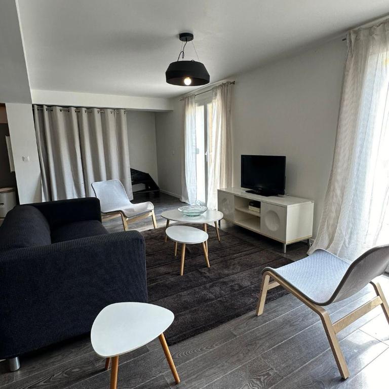 Villa Constance 2 - Spacieux Duplex avec piscine privative - Four-Bedroom Apartment - 2