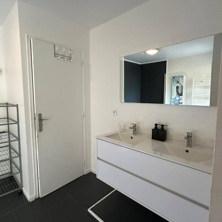 Villa Constance 2 - Spacieux Duplex avec piscine privative - Four-Bedroom Apartment - 19