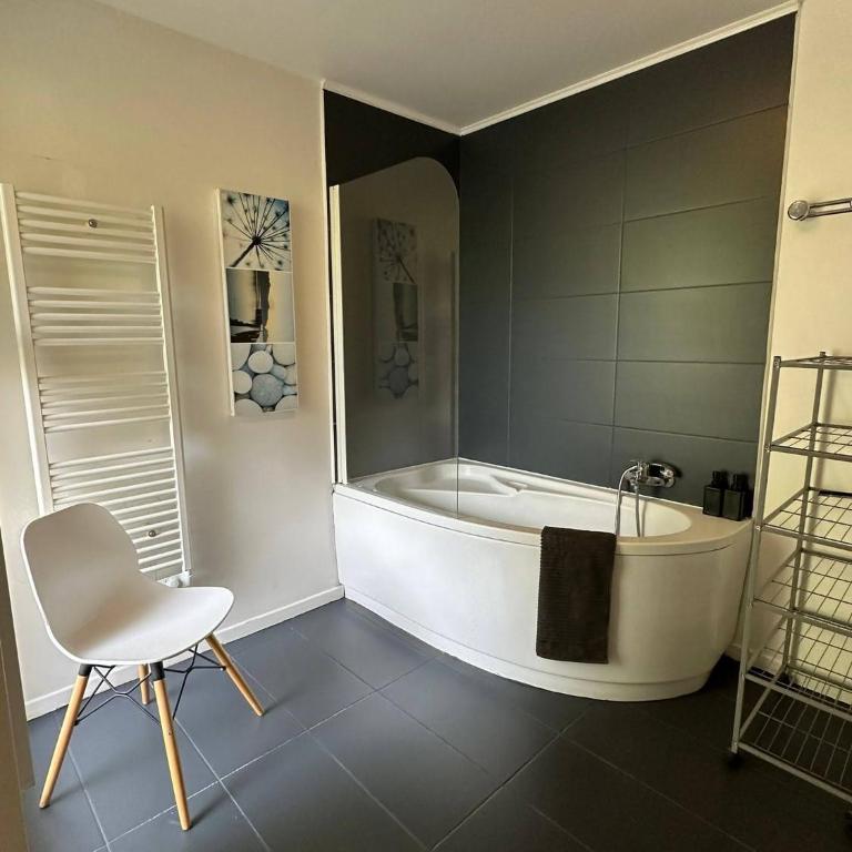 Villa Constance 2 - Spacieux Duplex avec piscine privative - Four-Bedroom Apartment - 22
