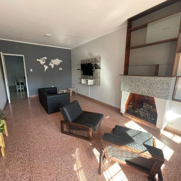 CASA FADER - Ciudad de Mendoza - Casa de 4 dormitorios - 22