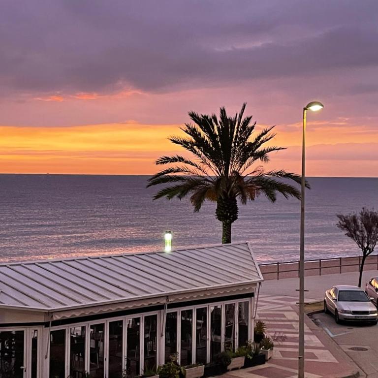 Estudio con Impresionantes Vistas al Mar - Estudio Superior - 14