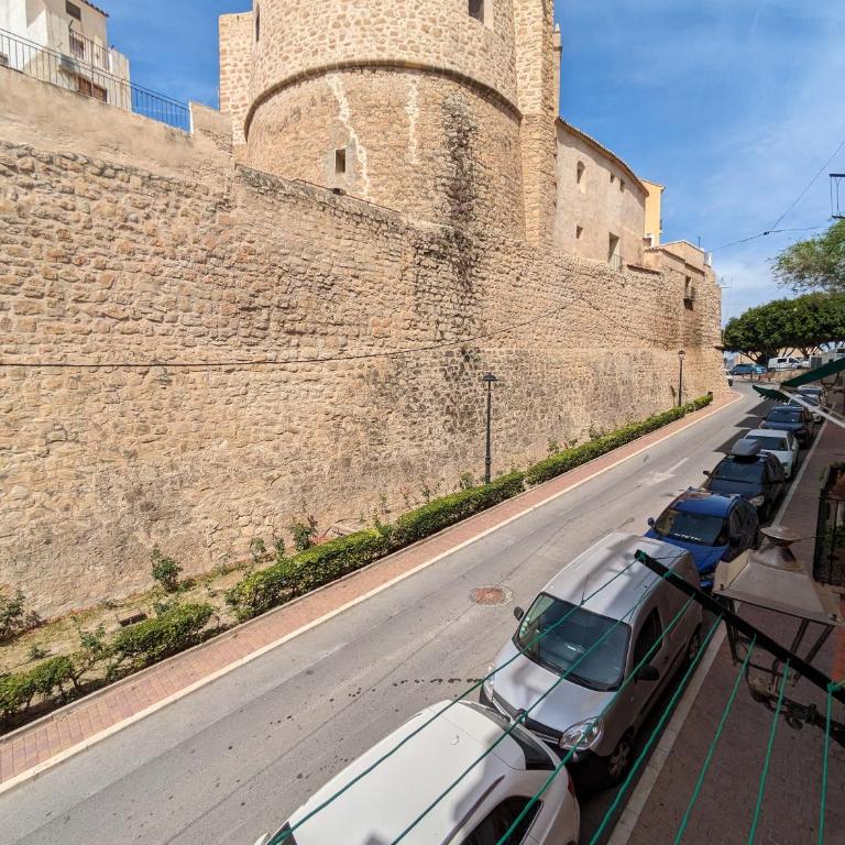 La Muralla - Two-Bedroom Apartment - 1