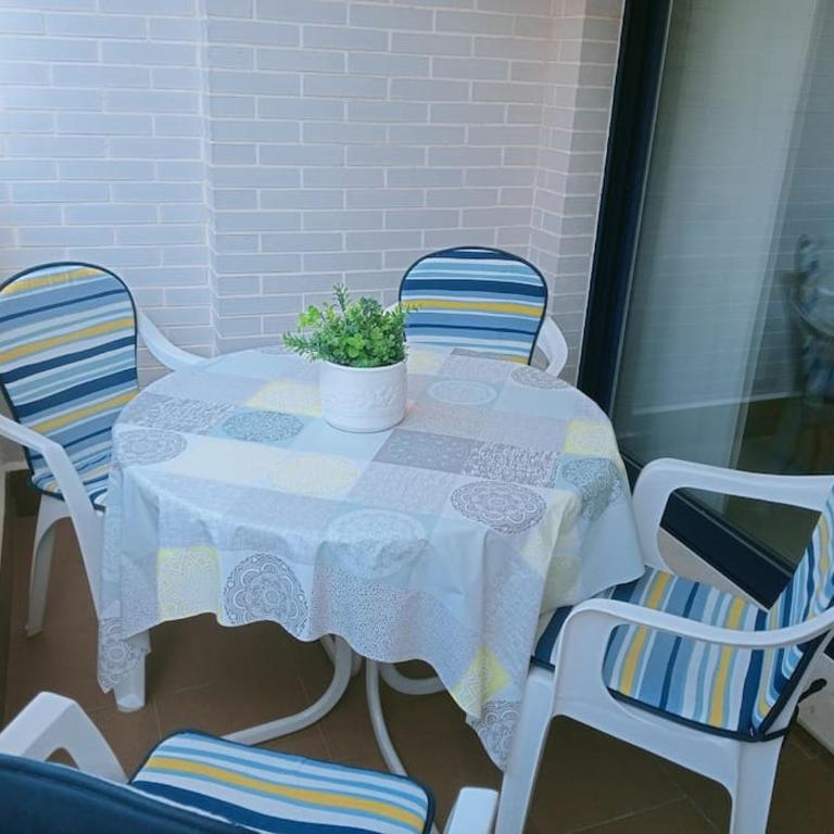 AT SolyMar con Piscina y Plaza de Garaje - Apartamento de 2 dormitorios con terraza - 3