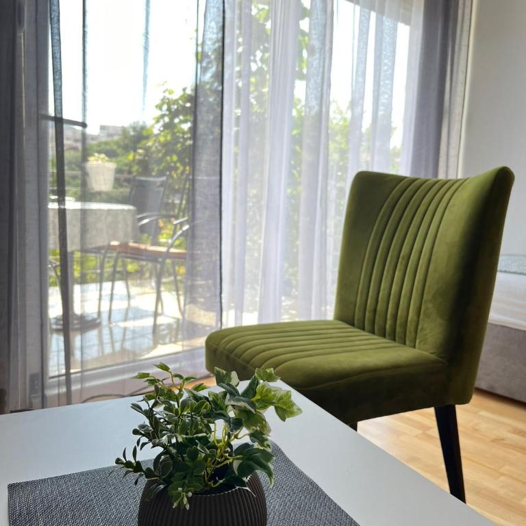 Apartments LiteMo - Studio with Balcony - 13