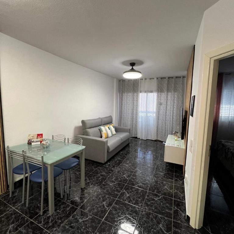 Coconoa Beach - One-Bedroom Standard Apartment - 6