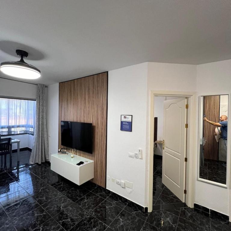 Coconoa Beach - One-Bedroom Standard Apartment - 2