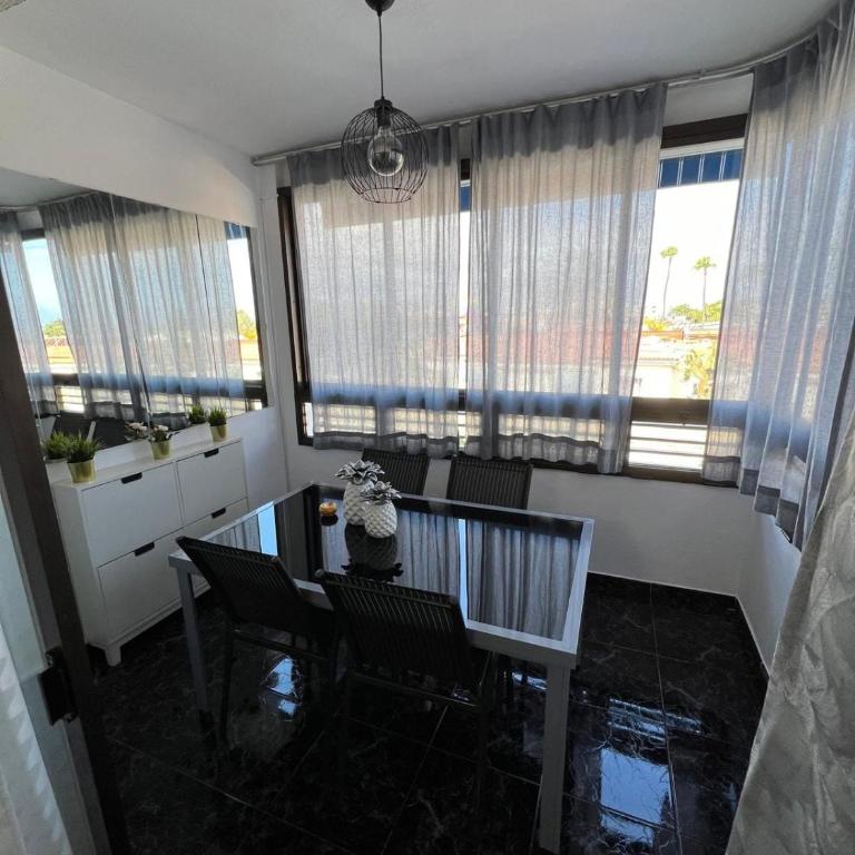 Coconoa Beach - One-Bedroom Standard Apartment - 12