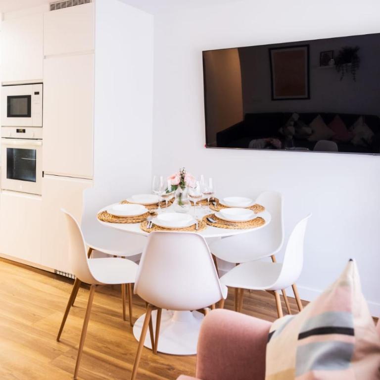 Nuevo apartamento entre 2 playas con garaje, terraza, wifi - Apartamento de 3 dormitorios - 9