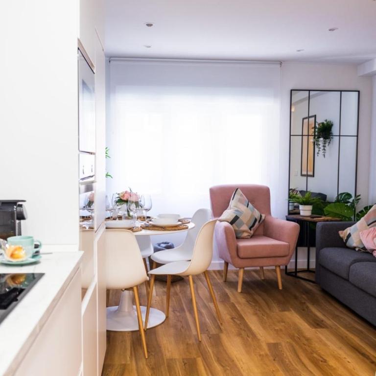 Nuevo apartamento entre 2 playas con garaje, terraza, wifi - Apartamento de 3 dormitorios - 14