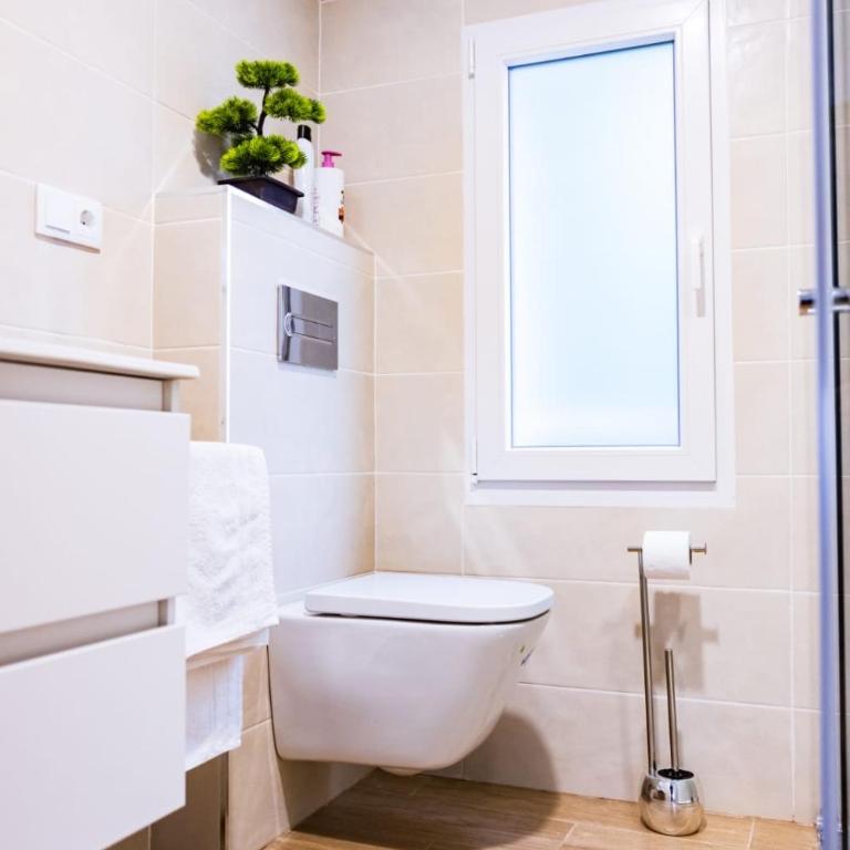 Nuevo apartamento entre 2 playas con garaje, terraza, wifi - Apartamento de 3 dormitorios - 23