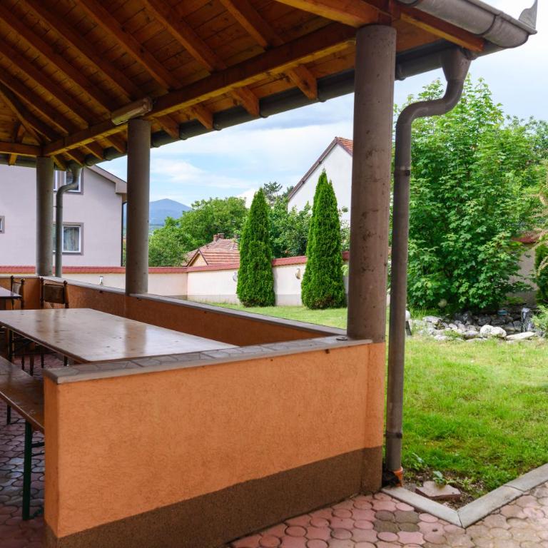 Smestaj STAI, u ulici Nikole Tesle 10, Sokobanja - Two-Bedroom Apartment with Mountain View - 5