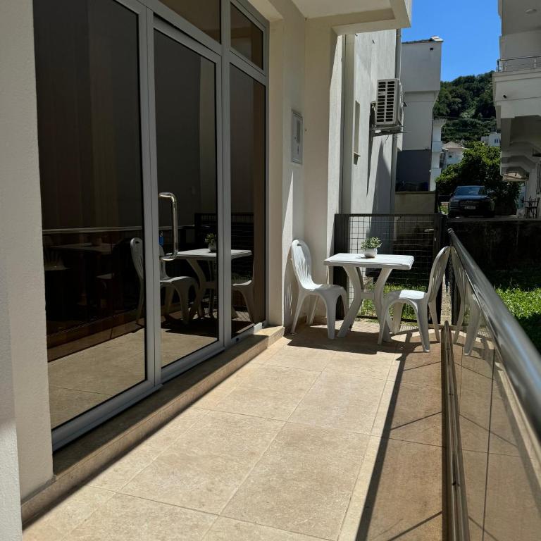 Klara Apartments - Apartman sa 1 Spavaćom Sobom, Balkonom i Pogledom na Grad - 2
