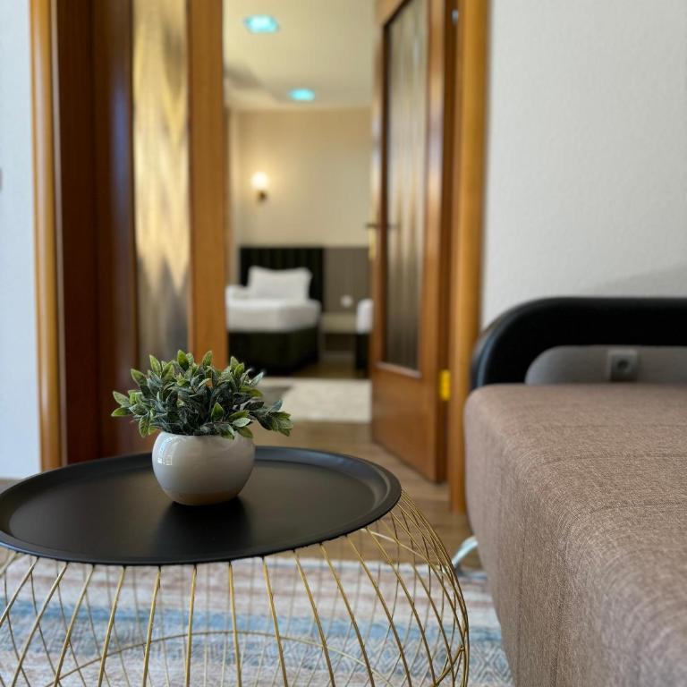 Klara Apartments - Apartman sa 1 Spavaćom Sobom, Balkonom i Pogledom na Grad - 5