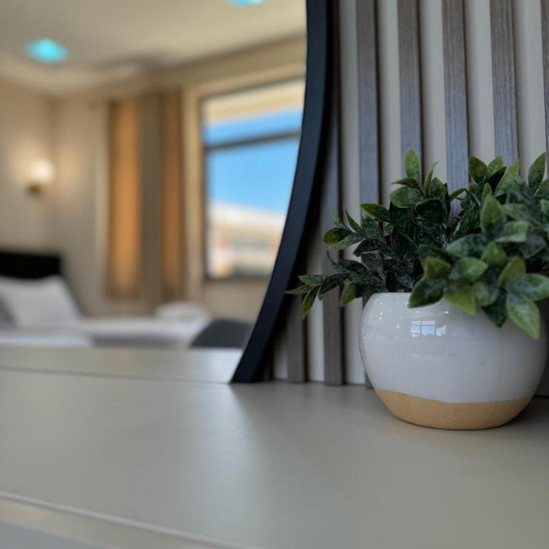 Klara Apartments - Apartman sa 1 Spavaćom Sobom, Balkonom i Pogledom na Grad - 8