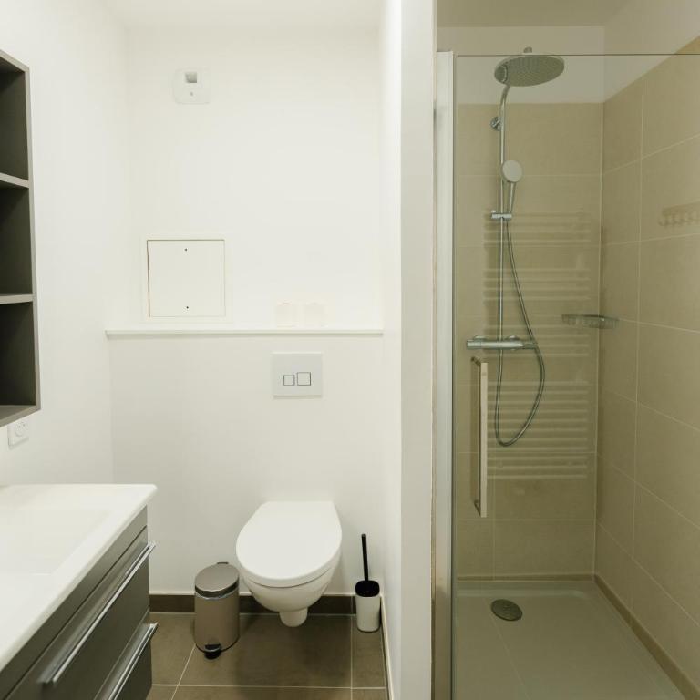 Confort Absolu à Paris ,superbe appartement rénové 7 Chambres avec salles de Bain privatives - Appartement Deluxe - 28