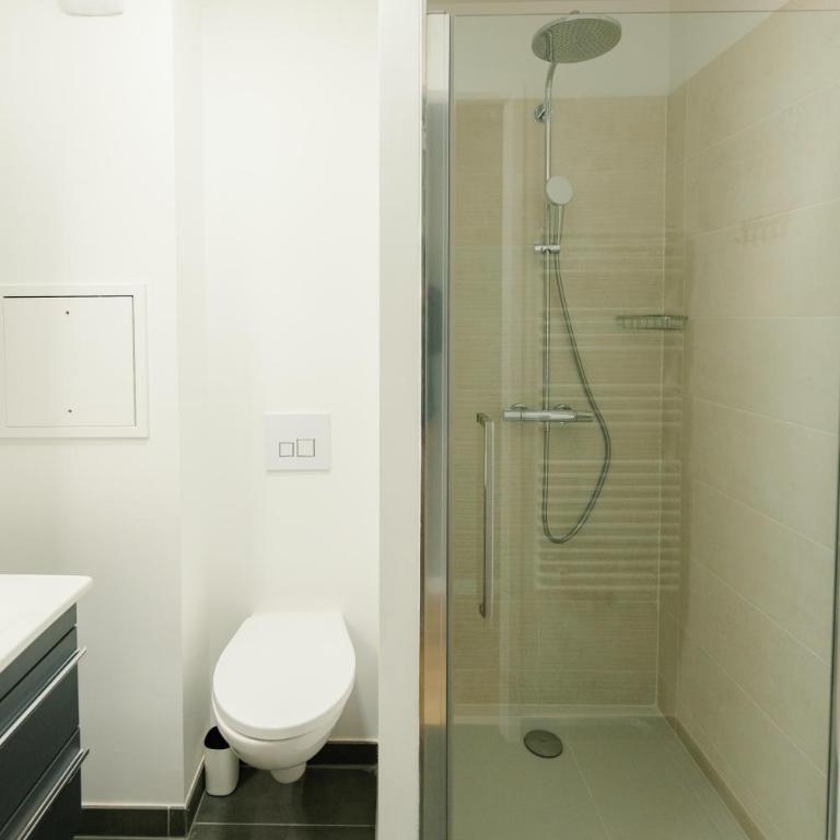 Confort Absolu à Paris ,superbe appartement rénové 7 Chambres avec salles de Bain privatives - Appartement Deluxe - 33