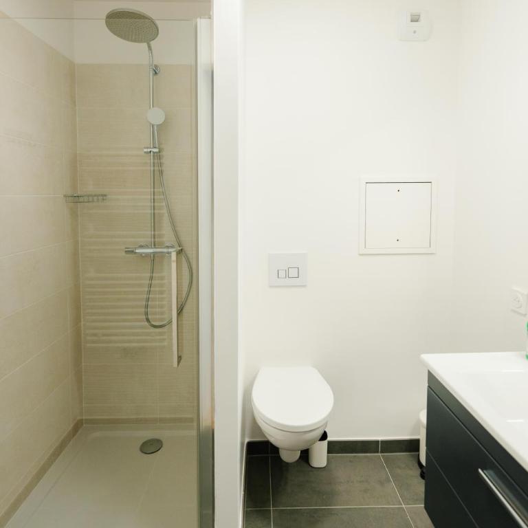 Confort Absolu à Paris ,superbe appartement rénové 7 Chambres avec salles de Bain privatives - Appartement Deluxe - 41