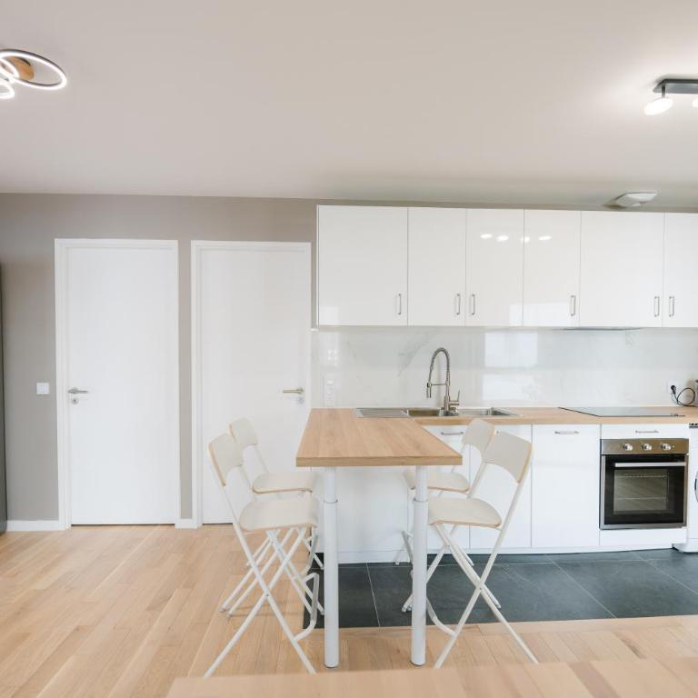Confort Absolu à Paris ,superbe appartement rénové 7 Chambres avec salles de Bain privatives - Appartement Deluxe - 54