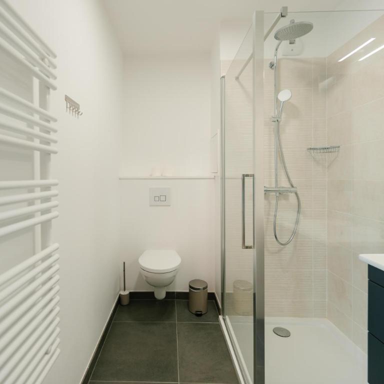 Confort Absolu à Paris ,superbe appartement rénové 7 Chambres avec salles de Bain privatives - Appartement Deluxe - 42