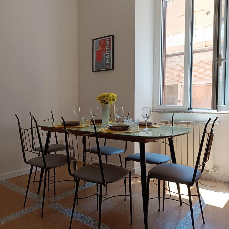 Design House Monti - Appartamento Superior con 2 Camere da Letto - 32