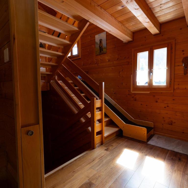 Chalet Regenbogen Familienapartment mit Indoor-Rutschbahn & Spieloase an der Fussgängerzone - Apartment mit 3 Schlafzimmern - 46