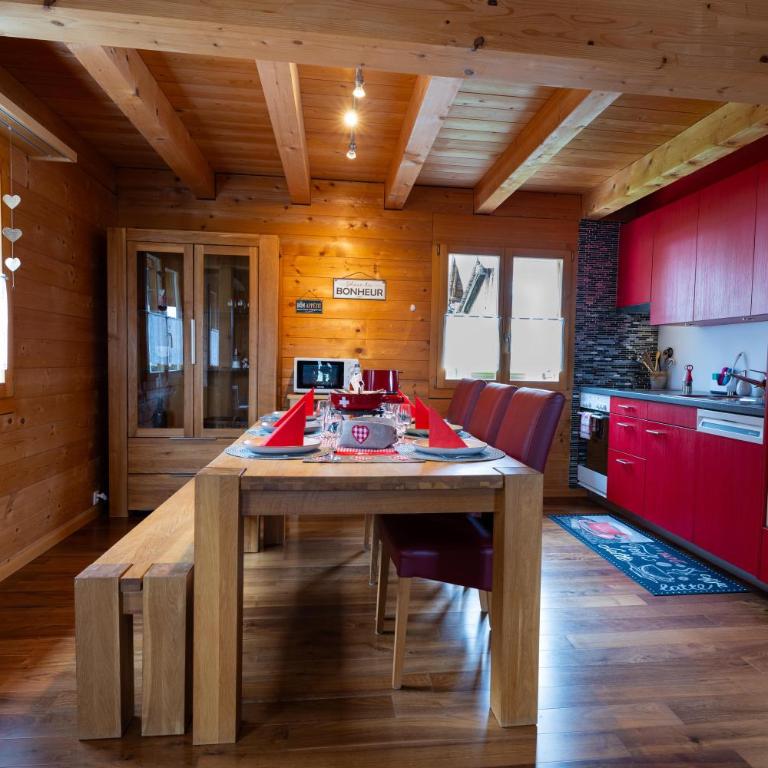 Chalet Regenbogen Familienapartment mit Indoor-Rutschbahn & Spieloase an der Fussgängerzone - Apartment mit 3 Schlafzimmern - 9