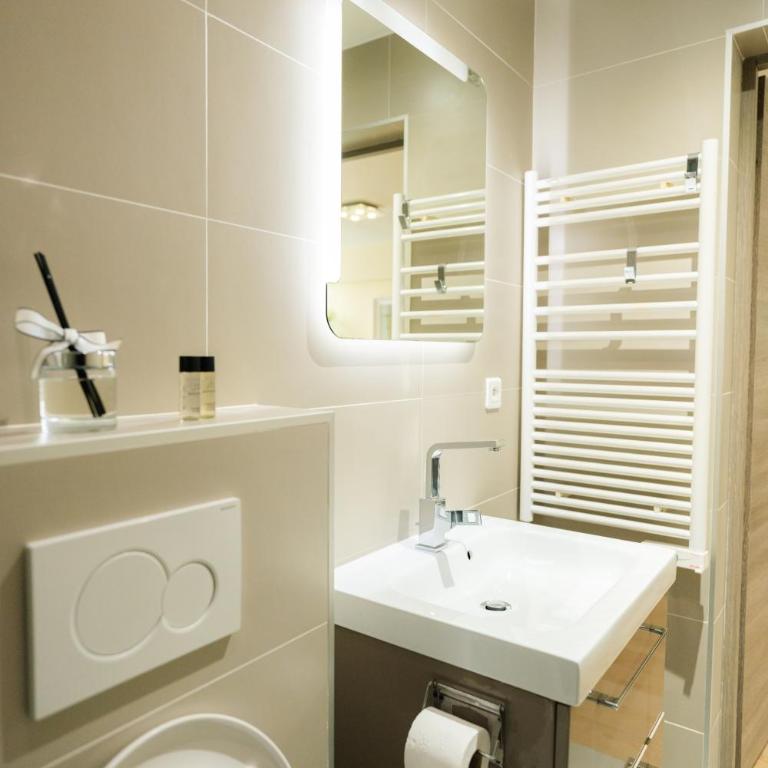 Beautiful yellow apartment near Marais and Bastille - Appartement 1 Chambre - 24