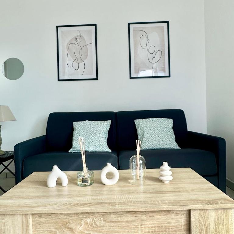 Cosy studio avec parking et vue féerique - Appartement 1 Chambre - 16