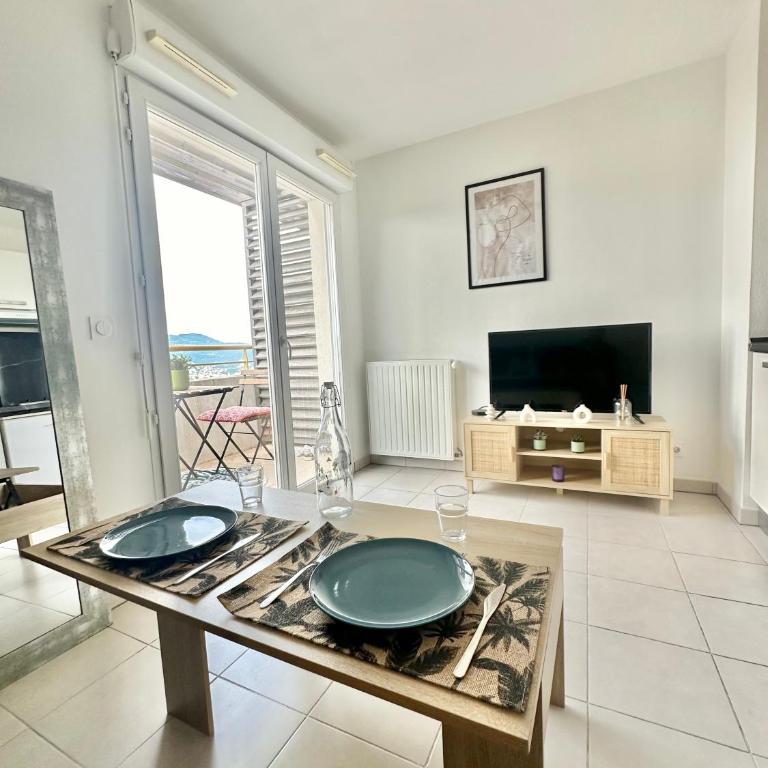 Cosy studio avec parking et vue féerique - Appartement 1 Chambre - 9
